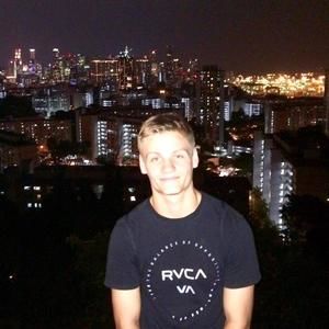 Meet your Posher, Ian